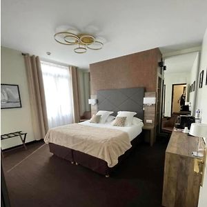 Logis Hotel & Restaurant - Le Mouton Blanc